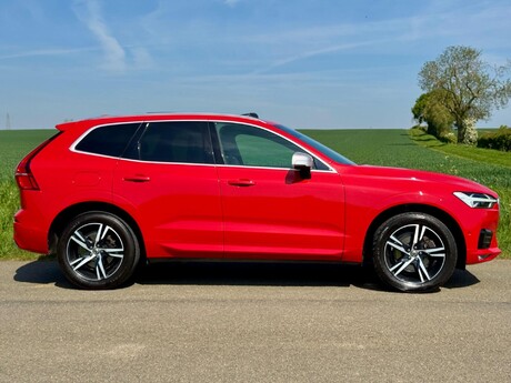 Volvo XC60 2.0 D5 PowerPulse R-Design Auto AWD Euro 6 (s/s) 5dr