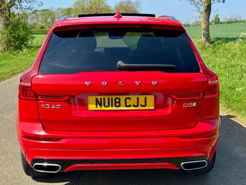 Volvo XC60 2.0 D5 PowerPulse R-Design Auto AWD Euro 6 (s/s) 5dr 9