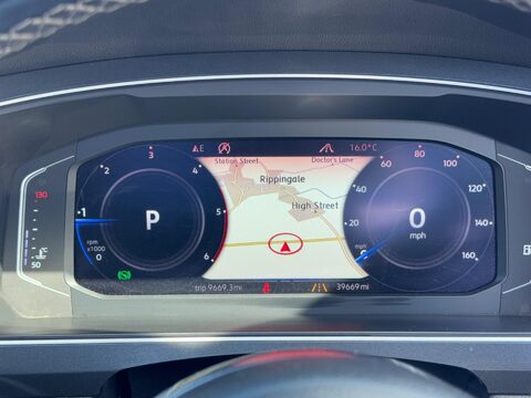 Volkswagen Tiguan 2.0 BiTDI R-Line Tech DSG 4Motion Euro 6 (s/s) 5dr 49