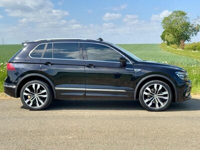 Volkswagen Tiguan 2.0 BiTDI R-Line Tech DSG 4Motion Euro 6 (s/s) 5dr