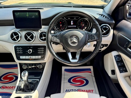 Mercedes-Benz GLA 1.6 GLA200 Sport (Executive) Euro 6 (s/s) 5dr