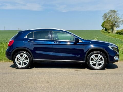 Mercedes-Benz GLA 1.6 GLA200 Sport (Executive) Euro 6 (s/s) 5dr 3