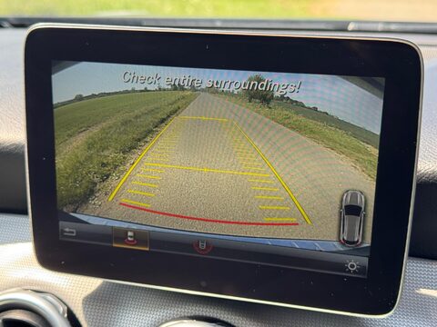 Mercedes-Benz GLA 1.6 GLA200 Sport (Executive) Euro 6 (s/s) 5dr 15