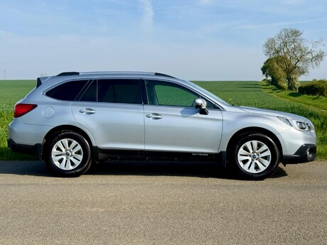 Subaru Outback 2.5i SE Lineartronic 4WD Euro 6 (s/s) 5dr