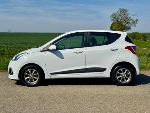 Hyundai i10 1.2 Premium Euro 5 5dr 6