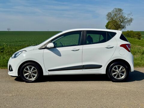 Hyundai i10 1.2 Premium Euro 5 5dr 7
