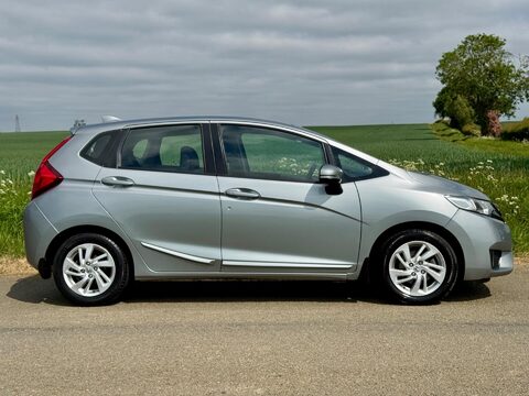 Honda Jazz 1.3 i-VTEC SE CVT Euro 6 (s/s) 5dr 3