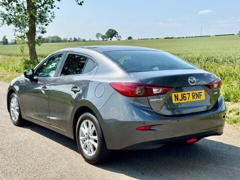 Mazda 3 2.0 SKYACTIV-G SE-L Nav Fastback Euro 6 (s/s) 4dr 7