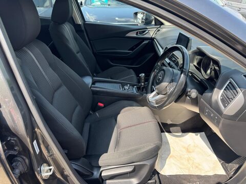 Mazda 3 2.0 SKYACTIV-G SE-L Nav Fastback Euro 6 (s/s) 4dr 11