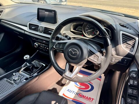 Mazda 3 2.0 SKYACTIV-G SE-L Nav Fastback Euro 6 (s/s) 4dr 32