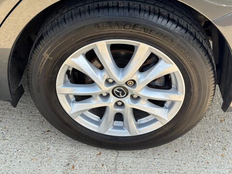 Mazda 3 2.0 SKYACTIV-G SE-L Nav Fastback Euro 6 (s/s) 4dr 39