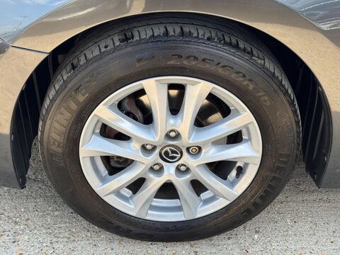 Mazda 3 2.0 SKYACTIV-G SE-L Nav Fastback Euro 6 (s/s) 4dr 40