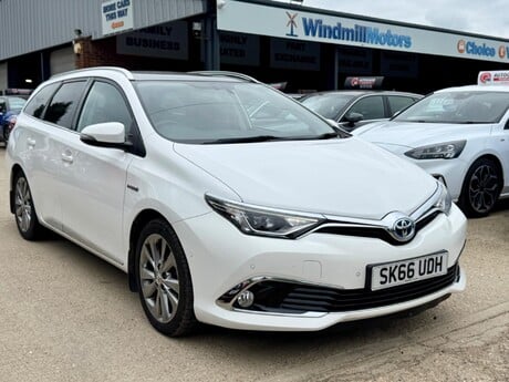 Toyota Auris 1.8 VVT-h Excel Touring Sports CVT Euro 6 (s/s) 5dr