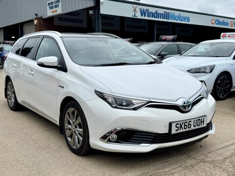 Toyota Auris 1.8 VVT-h Excel Touring Sports CVT Euro 6 (s/s) 5dr 1