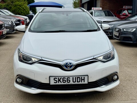 Toyota Auris 1.8 VVT-h Excel Touring Sports CVT Euro 6 (s/s) 5dr 4