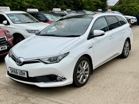 Toyota Auris 1.8 VVT-h Excel Touring Sports CVT Euro 6 (s/s) 5dr 5