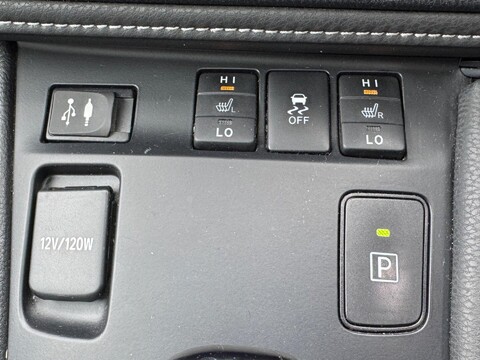 Toyota Auris 1.8 VVT-h Excel Touring Sports CVT Euro 6 (s/s) 5dr 22