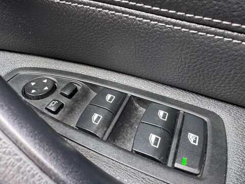 BMW X1 2.0 18d xLine Auto xDrive Euro 6 (s/s) 5dr 38