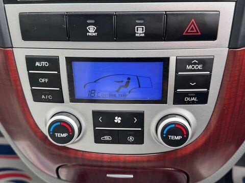 Hyundai SANTA FE 2.2 CRTD CDX Auto 4WD Euro 3 5dr (5 seat) 12