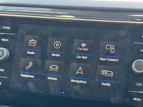 Volkswagen T-Roc 1.6 TDI SEL Euro 6 (s/s) 5dr 13