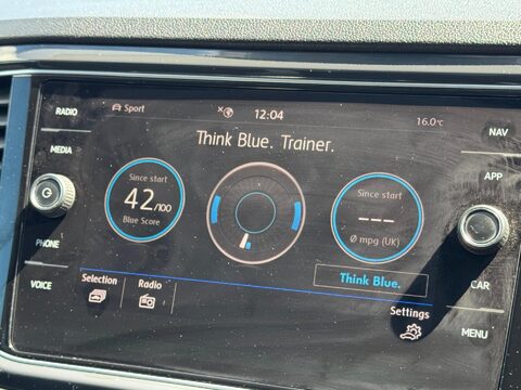 Volkswagen T-Roc 1.6 TDI SEL Euro 6 (s/s) 5dr 31
