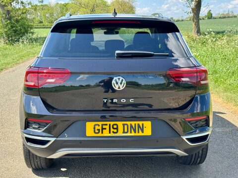 Volkswagen T-Roc 1.6 TDI SEL Euro 6 (s/s) 5dr 9