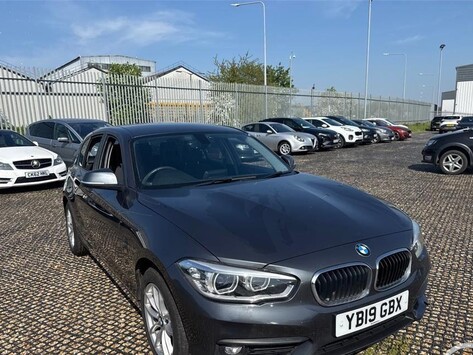 BMW 1 Series 1.5 116d SE Business Euro 6 (s/s) 5dr
