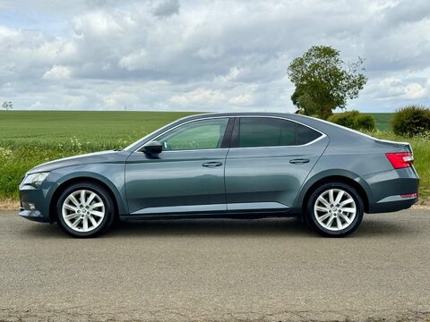 Skoda Superb 2.0 TDI SE Technology Euro 6 (s/s) 5dr 7