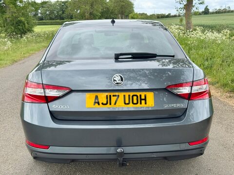 Skoda Superb 2.0 TDI SE Technology Euro 6 (s/s) 5dr 9