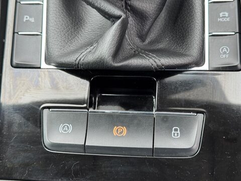 Skoda Superb 2.0 TDI SE Technology Euro 6 (s/s) 5dr 31