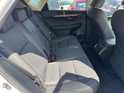 Lexus NX 2.5 300h GPF E-CVT 4WD Euro 6 (s/s) 5dr 49