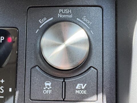 Lexus NX 2.5 300h GPF E-CVT 4WD Euro 6 (s/s) 5dr 29