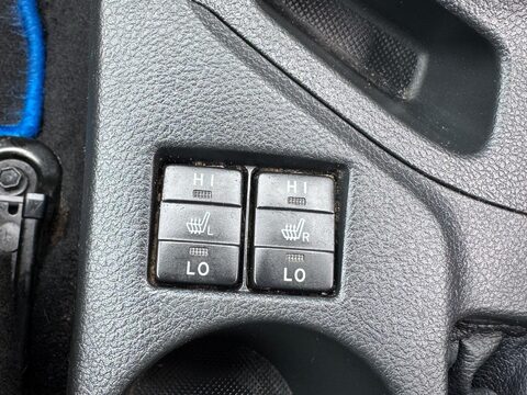 Toyota Auris 1.8 VVT-h Icon+ Touring Sports CVT Euro 5 (s/s) 5dr 22