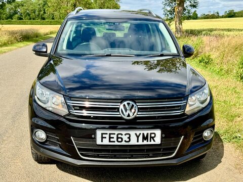 Volkswagen Tiguan 2.0 TDI BlueMotion Tech SE 4WD Euro 5 (s/s) 5dr 5