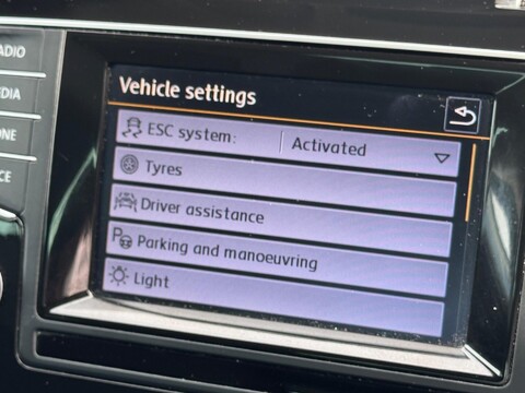 Volkswagen Golf 2.0 TDI BlueMotion Tech GT Euro 5 (s/s) 5dr 21