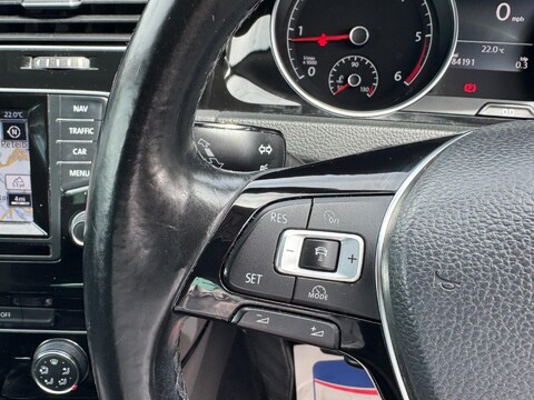 Volkswagen Golf 2.0 TDI BlueMotion Tech GT Euro 5 (s/s) 5dr 24