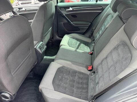 Volkswagen Golf 2.0 TDI BlueMotion Tech GT Euro 5 (s/s) 5dr 39