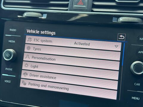 Volkswagen Golf 1.4 TSI 8.7kWh GTE Advance DSG Euro 6 (s/s) 5dr 23