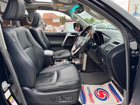 Toyota Land Cruiser 3.0 D-4D LC5 Auto 4WD Euro 5 5dr 12