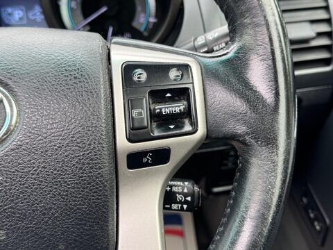 Toyota Land Cruiser 3.0 D-4D LC5 Auto 4WD Euro 5 5dr 37