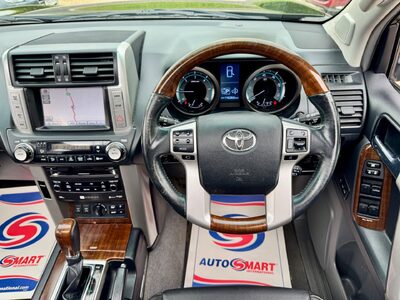 Toyota Land Cruiser 3.0 D-4D LC5 Auto 4WD Euro 5 5dr