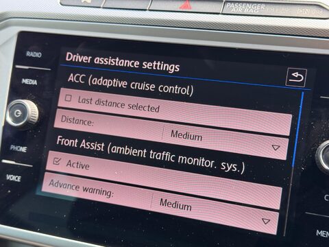 Volkswagen Passat 1.5 TSI EVO SE Business DSG Euro 6 (s/s) 5dr 23