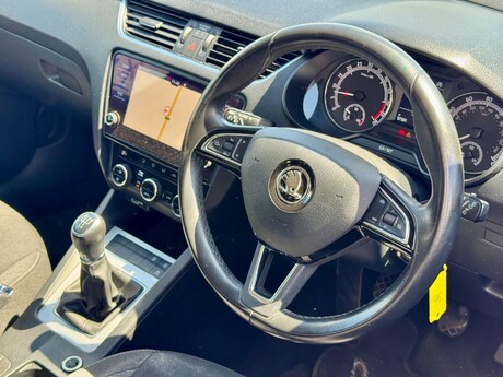 Skoda Octavia 1.6 TDI SE Drive Euro 6 (s/s) 5dr