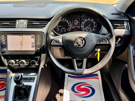 Skoda Octavia 1.6 TDI SE Drive Euro 6 (s/s) 5dr