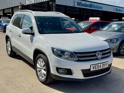 Volkswagen Tiguan 2.0 TDI BlueMotion Tech Match 4WD Euro 5 (s/s) 5dr