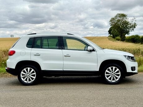 Volkswagen Tiguan 2.0 TDI BlueMotion Tech Match 4WD Euro 5 (s/s) 5dr