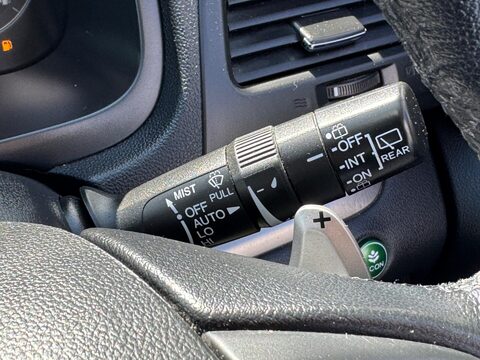 Honda CR-V 2.0 i-VTEC SR Auto 4WD Euro 5 5dr 31