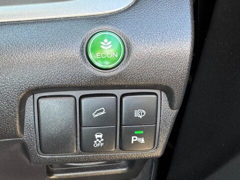 Honda CR-V 2.0 i-VTEC SR Auto 4WD Euro 5 5dr 32