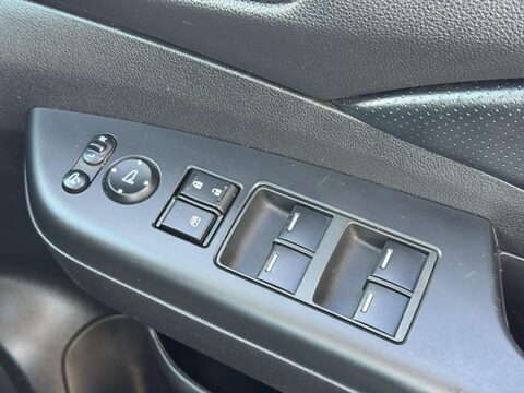 Honda CR-V 2.0 i-VTEC SR Auto 4WD Euro 5 5dr 33