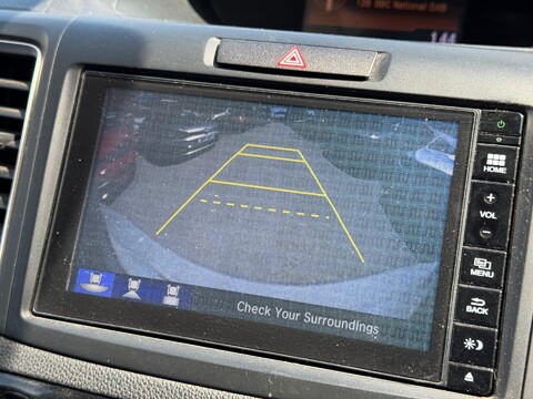 Honda CR-V 2.0 i-VTEC SE Plus Navi Auto 4WD Euro 6 5dr 9